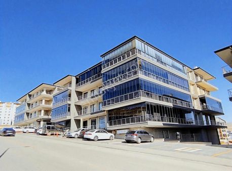 Örencik Mahallesi 3+1 Site İçi Kapalı Ve Açık Otopark