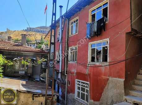 İpekyolundan Cumhuriyette 2 Katlı Komple Satılık Ahsap Ev