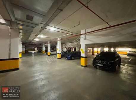 Yakacık Seyir İstanbul'da Adalar Manzaralı Boş 3+1 Daire