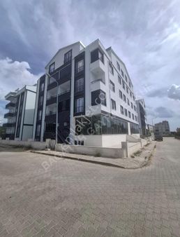 Bağatur Gayrimenkulden Site İçi Satılık 2+1 Daire