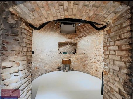 Myd Galata Tarihi Doku Müstakil Giriş Loft Dubleks Galeri