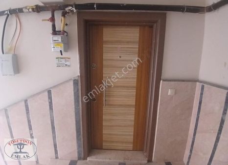 Barbaros Mahallesinde 2+1 Uygun Fiyatlı Satılık Daire !!