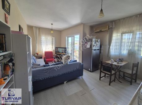 Turyap Foça'dan Eski Foça Merkezde Satılık 2+1 Daire