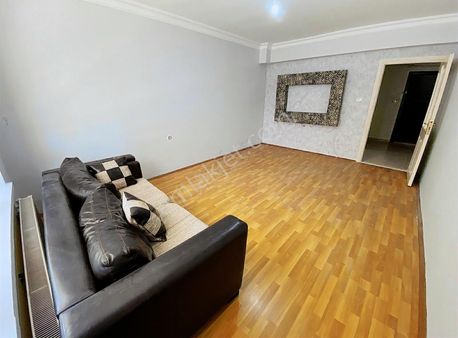 Bağlarbaşında 2+1 Bagımsız Ön Cephe Otoparklı