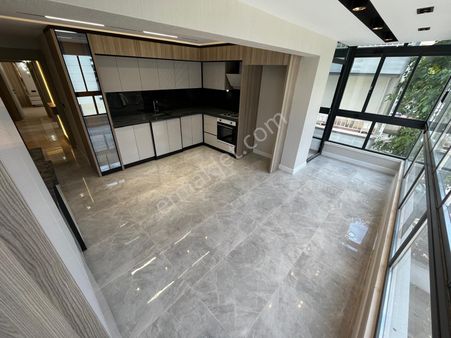 Ana Cade'ye Yakın Evebeyn Banyolu Sıfır Ulra Lüx Daire