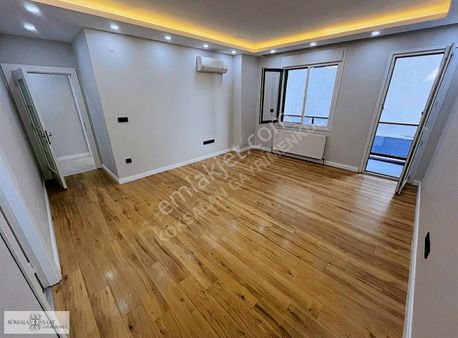 Köksalandan Bostancıya Komşu Minibüse Yakın Otoparklı 2+1 Fırsat