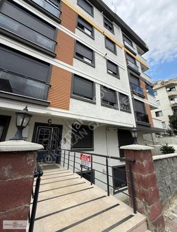 Köksalandan Altıntepe Ulaşıma Yakın Yeni Bahçeli 1+1 Fırsat