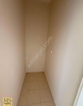 Anbar Mahallesinde Site İçerisin De Satılık 3+1 Daire