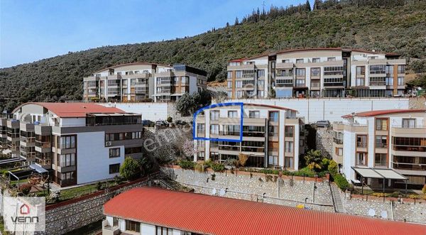 Gemlik Manastır Havuzlu Sitede Deniz Manzaralı Çatı Dubleks