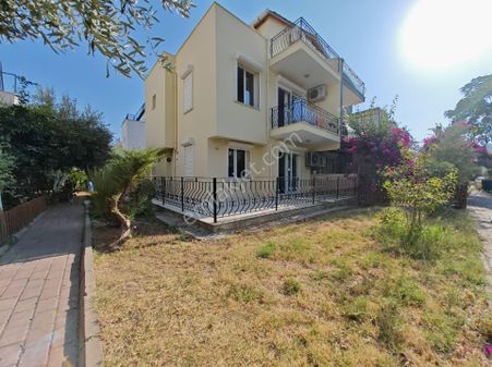 Kuşadası Değirmendere De 4+1 Satılık Villa