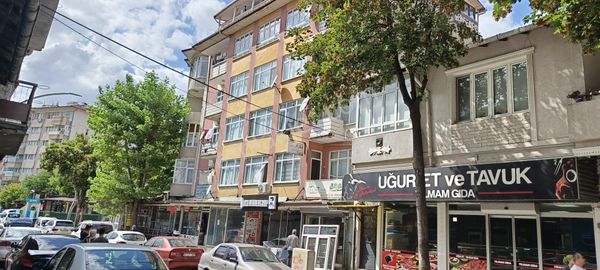 Kaçmaz Emlaktan İzmit Yenidoğanda Satılık Dükkan