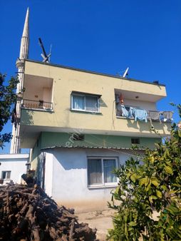 Mersin Puğkaracadağ Köyü'nde Satılık Bahçe İçerisinde 2+1 Ev