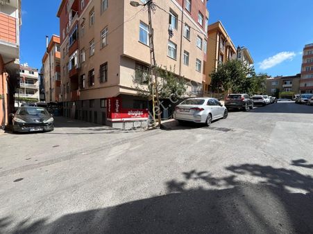 Tepeüstü 'nde Geniş Ve Yüksek Satılık Dükkan