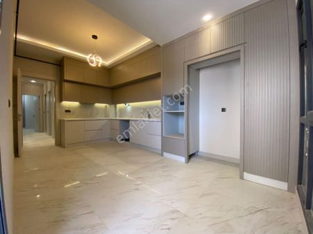 Yenişafak'ta Ön Cephe Arakatta 3+1 170m2 Ferah Daire