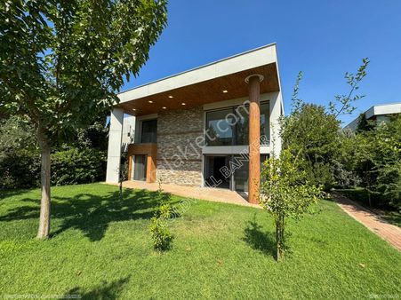 Aydın Efeler Kardeşköy De Satılık Tam Müstakil Villa