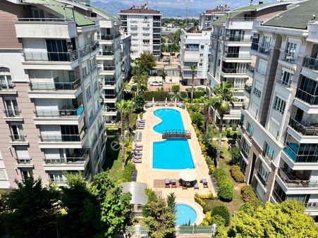 Lara Çağlayanda 4 Cepheli 4 Balkonlu 3+1 Ayrı Mutfaklı Asansörlü Denize 10 Dk