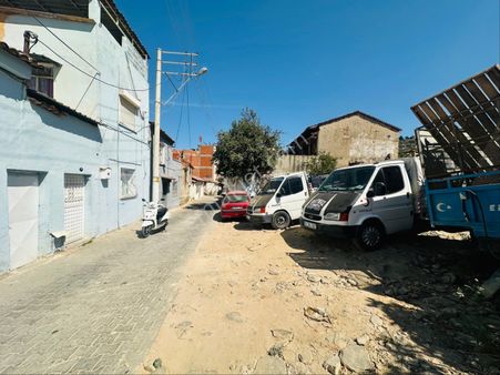 Tire Turan Mah.satılık Arsa 140 M2 Tek Tapu