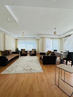 Mezitli Akdeniz’de Acill Satılık 3+1 Büyük Daire