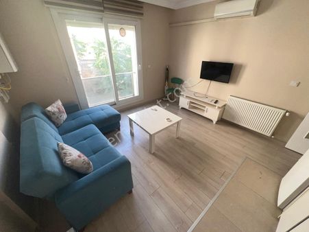 Bucaparisa''dan Hasanağa Bahçesi Yanı D.gazlı Klimalı Ful Eşyalı Ara Kat 1+1