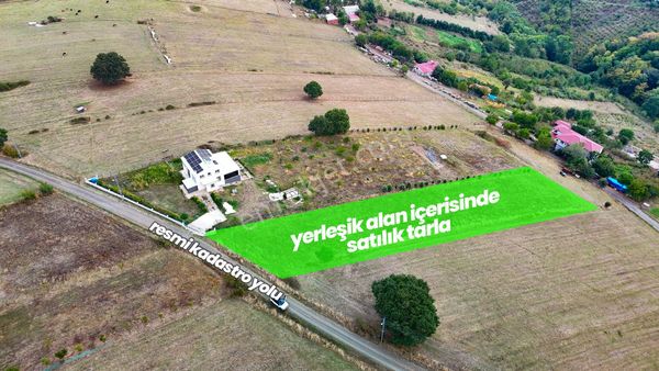 Ev Yapımına Uygun Yerleşik Alanda Manzaralı Tarla