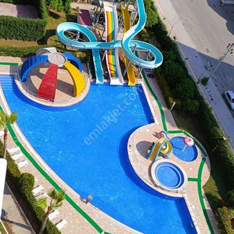 Tece Deniz Mah'de Havuzlu & Site İçi & Denize Yürüme Mesafesnde 1+1 Eşyalı Kiralık