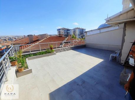 Sincan Malazgirt Mahallesinde 5+1 Fuul Yapılı Teras