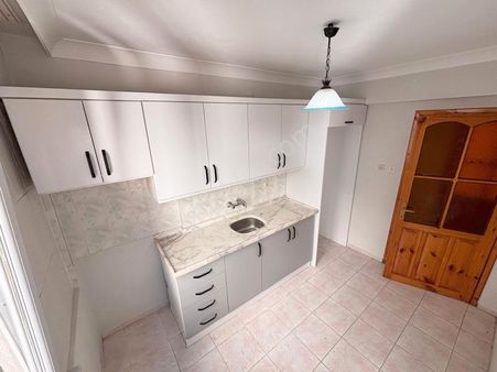 🔵🔑akçay'ın Merkezin'de Full Yapılı Geniş Balkonlu Arakat 2+1 Daire