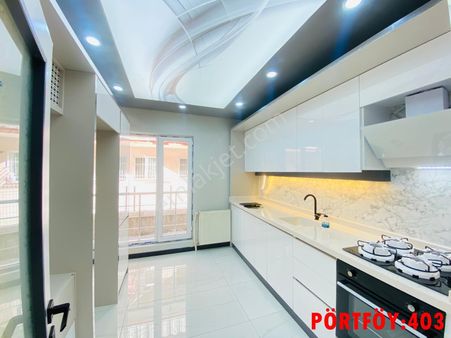 Mareşal Çakmak Mahallesinde Ultra Lüx 3+1 Daire !!