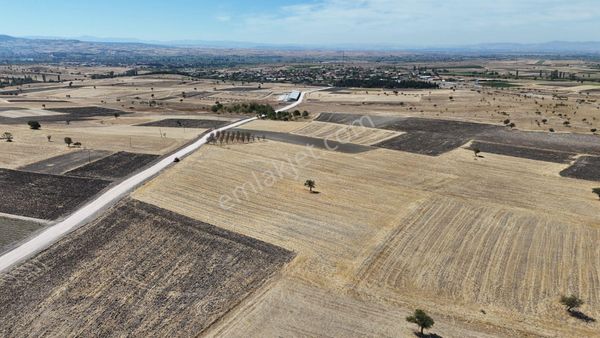 Kepsut Osmaniyede 14.400 M² Stabilize Yola Cepheli Satılık Tarla