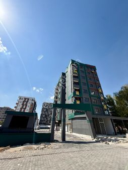 Has Birlik Emlaktan Acil Satılık 2+0 Ara Kat Lüx Daire