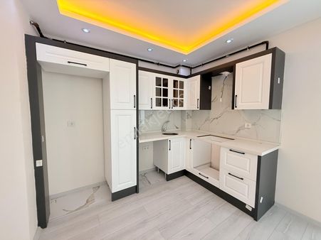 Emlak Center'dan Muradiye Mah Satılık 1+1 Sıfır Daire