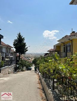 Fiyat Düştü Uğurmumcu Mh.bahçeli Yapılı Satılık Triplex 3+2