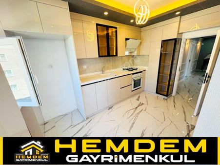 Hemdem Gayrimenkul'den Osmanlı'da Site İçi Full+full Yapılı Arakatta 3+1 Satılık Daire