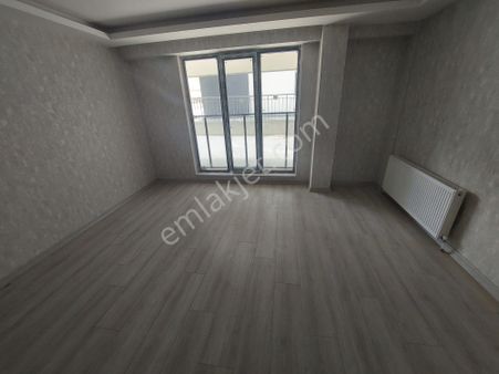 Yenikent Fevzi Çakmak Mah Merkezi Konumda Lüks Yapılı 2+1 Sıfır Daire