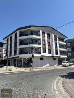 Mustafa Başyiğit Emlaktan Efendi Mahallesi Geniş 1+1 Satılık