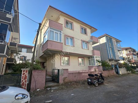 Karasu'da En Güzel Konumda Her Bütçeye Uygun 2+1 Ara Kat ******