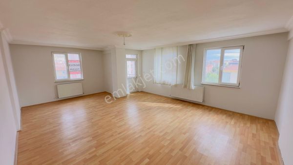 Yuvam Gayrimenkul'den Mahsuni Şerif Parkı Civarı Satılık 3+1 Daire