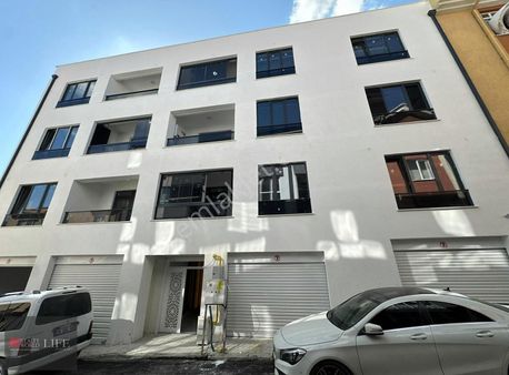 Rwlıfe// Çamlıca Mh. Çalışkaner Sokakta Satılık Sıfır 3+1 Daire