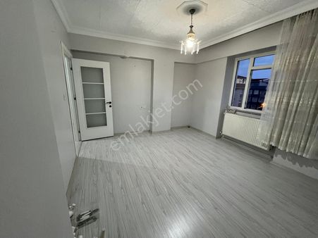 Grv Emlaktan 75. Yıl Mah. Satılık 3.kat 170 M2 4+2 Dubleks Daire