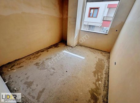 Lider'den Çınarda Sıfır Bahçe Teraslı 70 M2 2+1