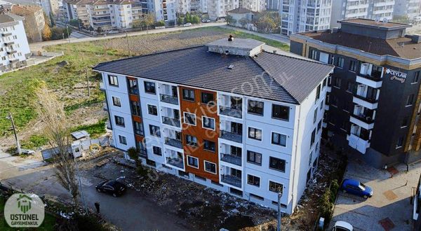 Üstünel'den Yeni Bina'da 2+1 Eşyalı Satılık Daire