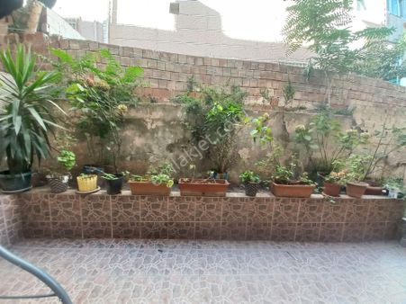 Şeref Emlak Gaziosmanpaşa Karlıtepe Satılık 3+1 Daire 3.890.000 Tl