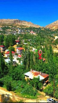 Sarıveliler'de Satılık 5420 M2 Arsa Ve Ev