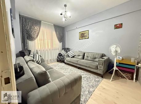 Cumhuriyet Mah'de 2+1 80m2 Yüksek Giriş (büyükkartopu) Sokak