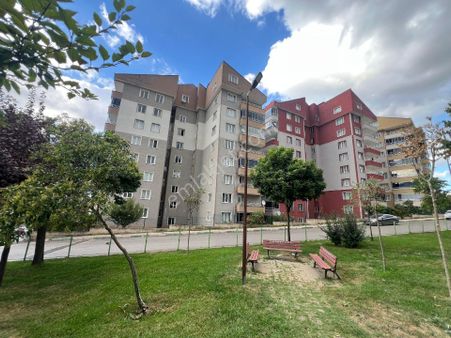 Satılık Yeni Tadilat Görmüş Kupon Daire