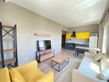 Aktürk Gayrimenkulden Avluda Satılık Daire