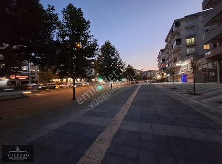 Gaziantep Karacaahmet 2.kısım Ana Cadde Üzeri Kiralık Dükkan...