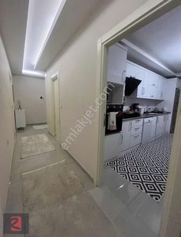 Kübra Yesiltepe'den Mahallenin En Güzel Sitesinde Satılık 3+1