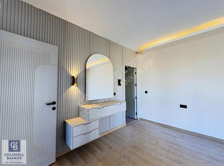 Batıkent Yenibatıda Aydınlık Ferah Modern Ultra Lüx 4+1 Daire