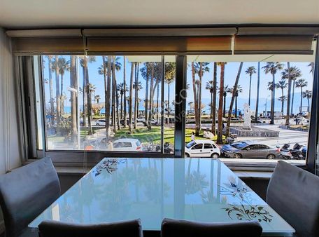 Deniz Manzaralı Merkezî Lokasyon'da Keyifli 3+1 Daire